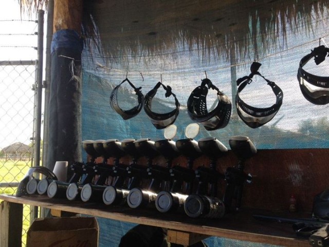 equipos para jugar al paintball